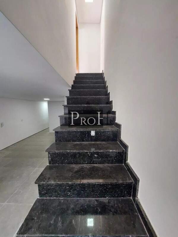 Casa à venda com 3 quartos, 130m² - Foto 6