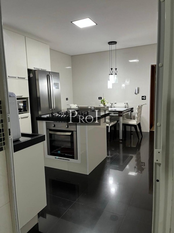 Sobrado, 3 quartos, 210 m² - Foto 4