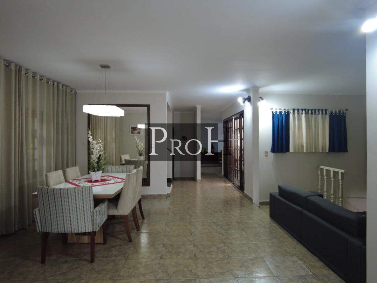 Sobrado à venda com 3 quartos, 435m² - Foto 2