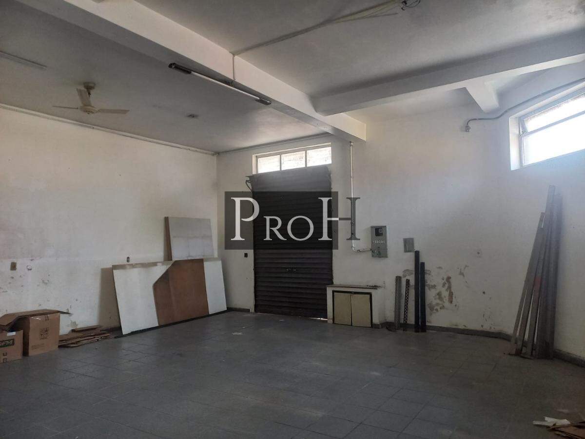 Depósito-Galpão-Armazém à venda, 226m² - Foto 1