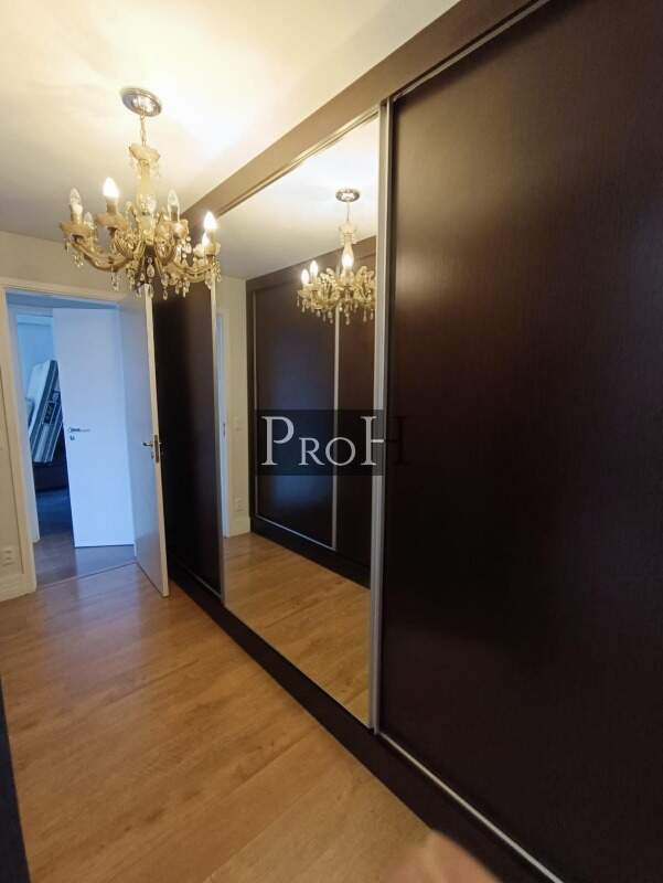 Apartamento à venda com 3 quartos, 198m² - Foto 18
