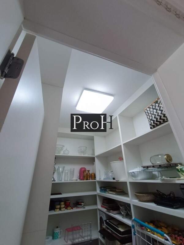 Apartamento à venda com 3 quartos, 198m² - Foto 14