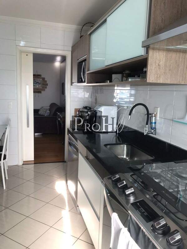 Apartamento à venda com 3 quartos, 97m² - Foto 7