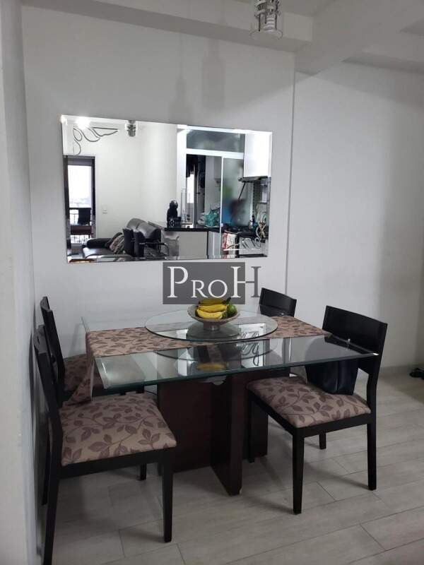 Apartamento à venda com 2 quartos, 66m² - Foto 2