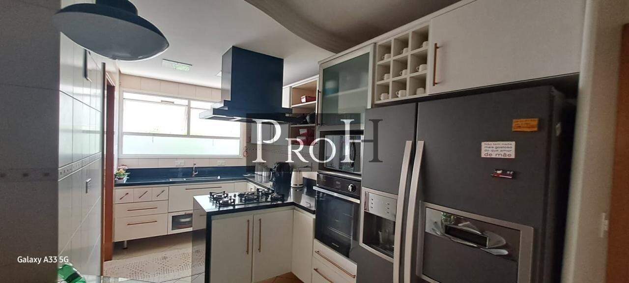Apartamento à venda com 3 quartos, 130m² - Foto 12
