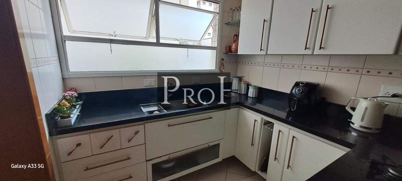 Apartamento à venda com 3 quartos, 130m² - Foto 16
