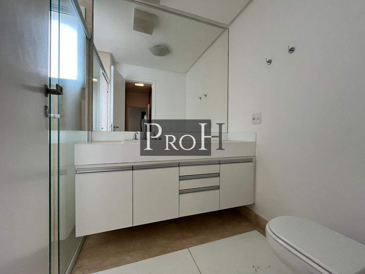 Apartamento à venda com 3 quartos, 162m² - Foto 17