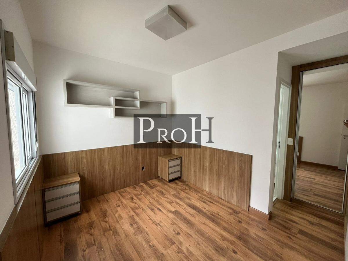 Apartamento à venda com 3 quartos, 162m² - Foto 13