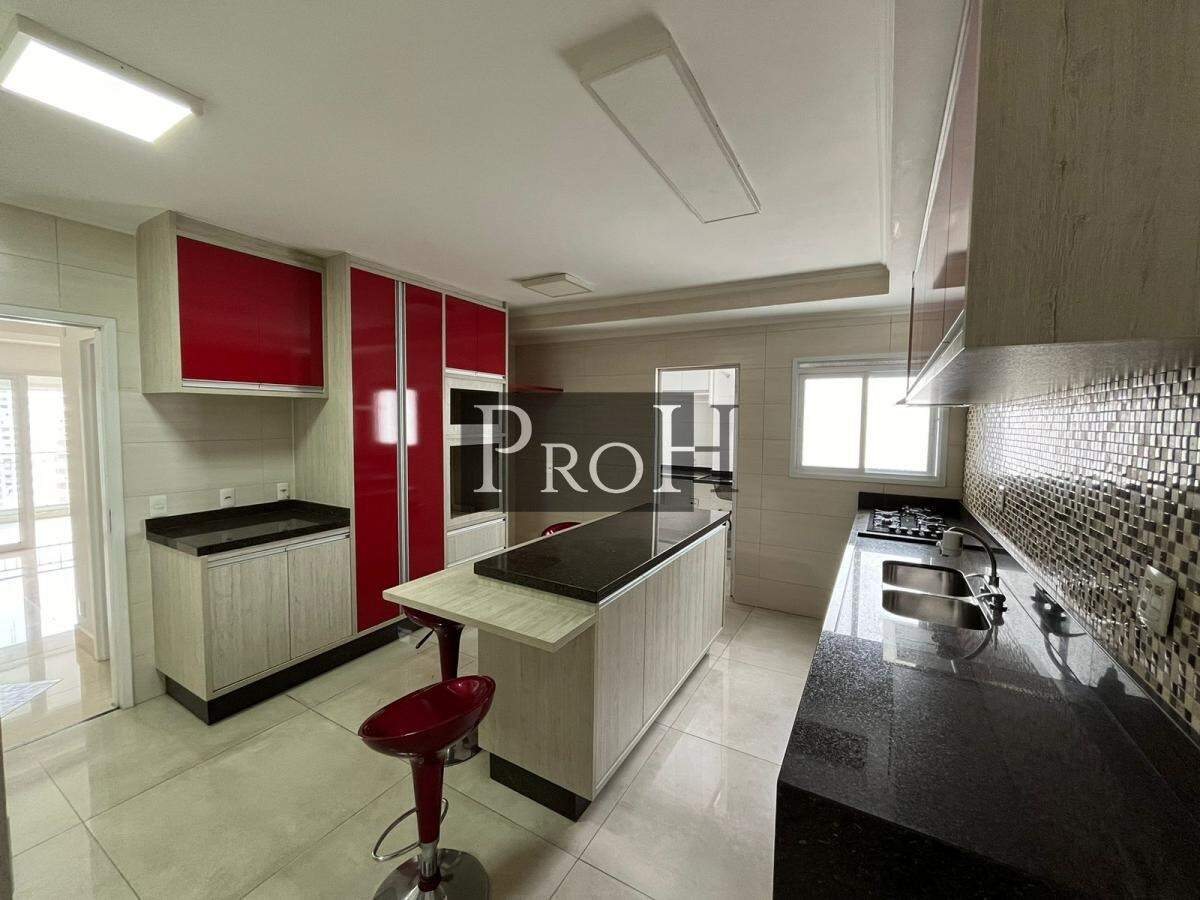 Apartamento à venda com 3 quartos, 162m² - Foto 6