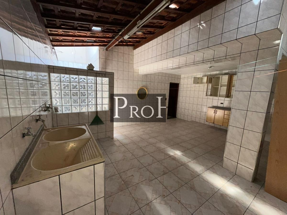 Casa, 3 quartos, 250 m² - Foto 19