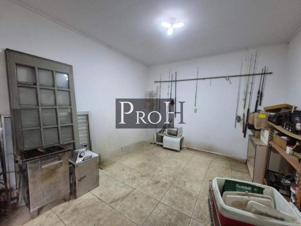Casa à venda com 4 quartos, 270m² - Foto 5
