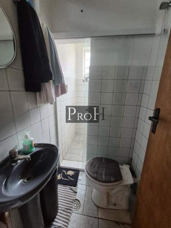 Casa à venda com 4 quartos, 270m² - Foto 18