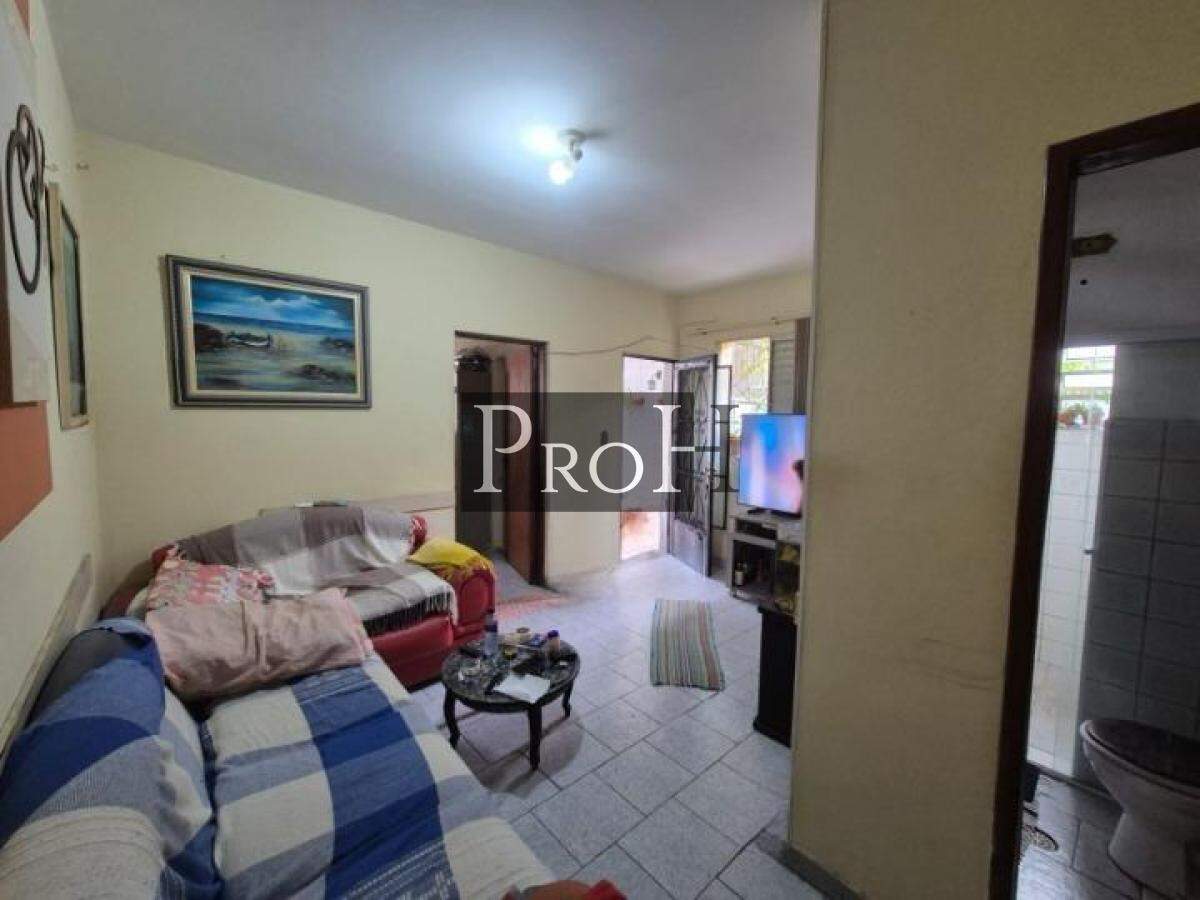 Casa à venda com 4 quartos, 270m² - Foto 2