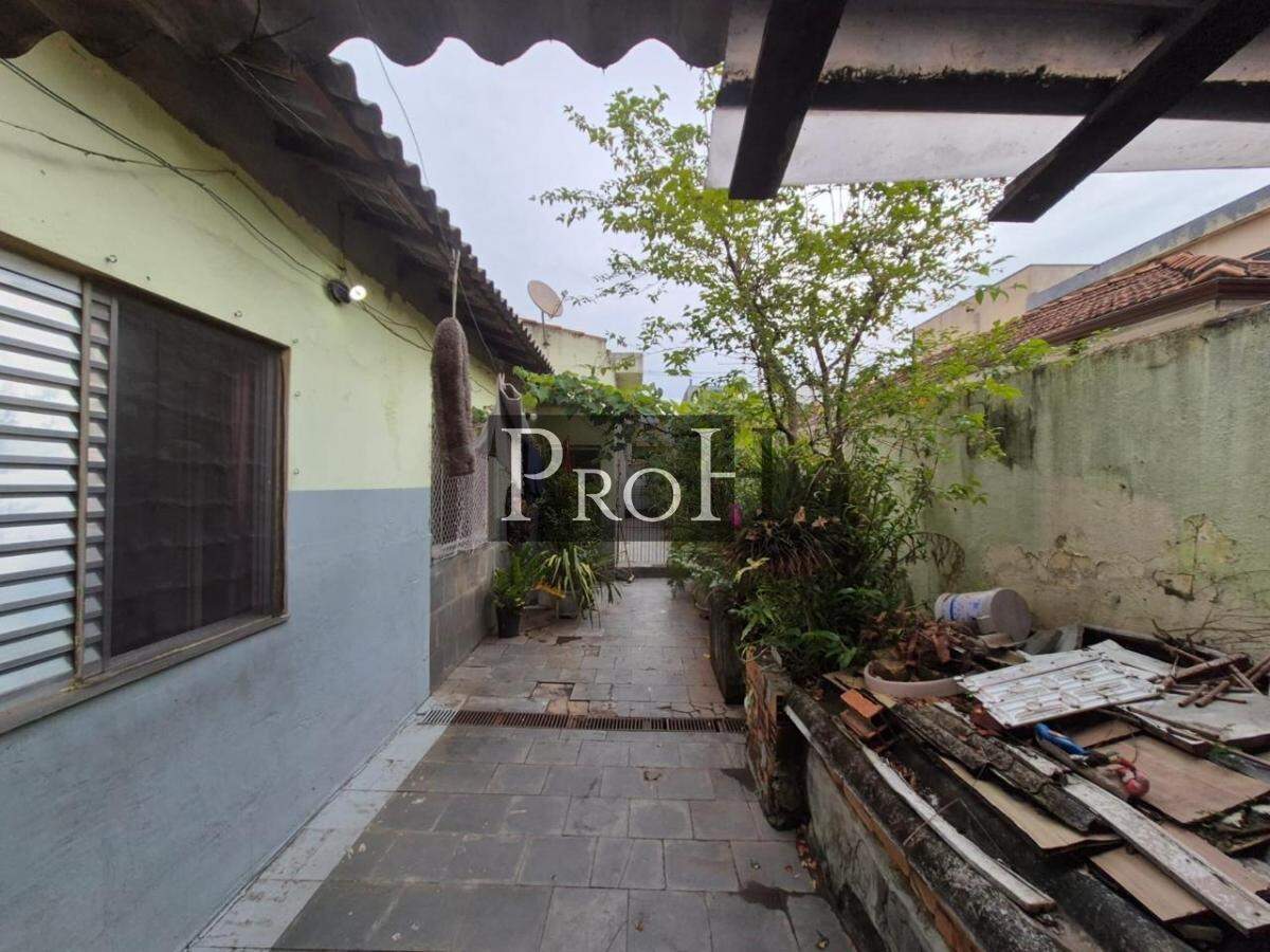 Casa à venda com 4 quartos, 270m² - Foto 25