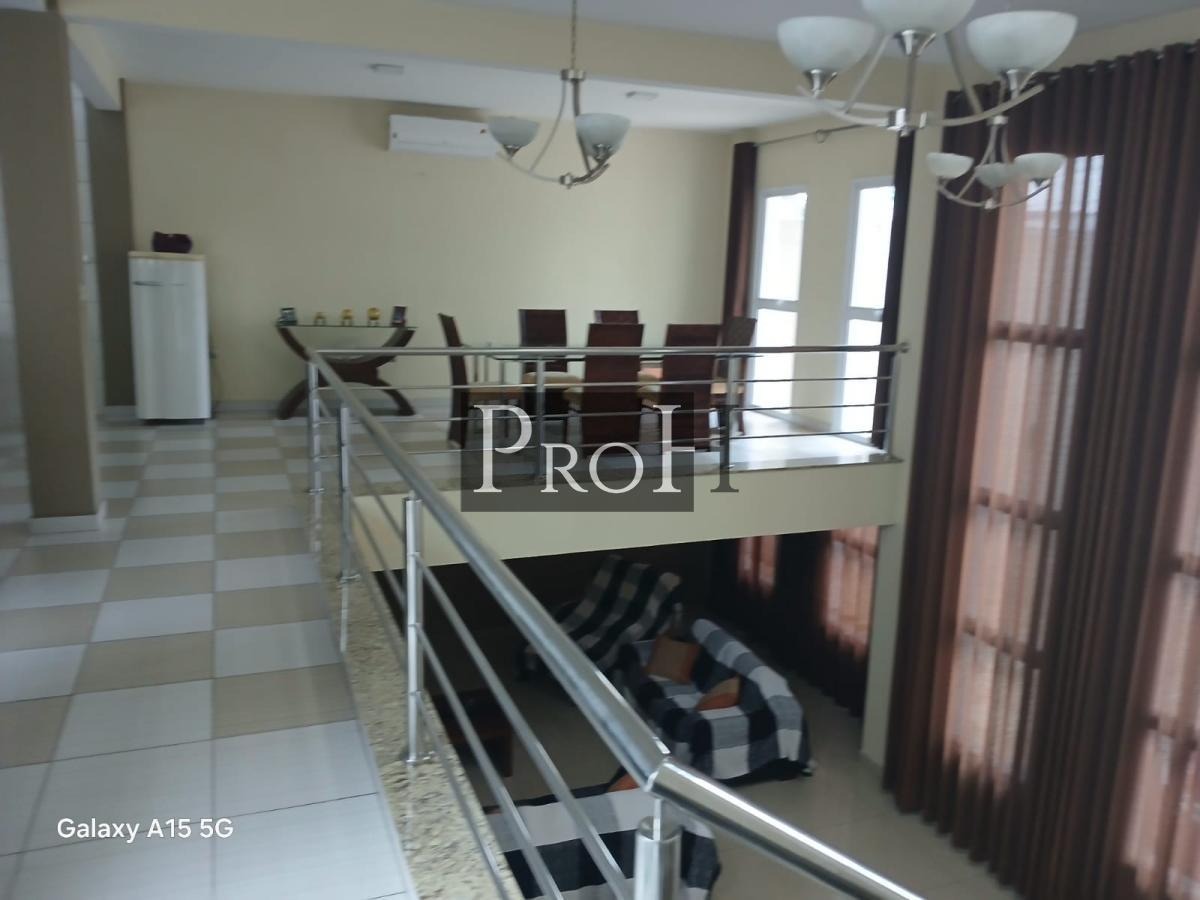 Casa, 3 quartos, 450 m² - Foto 2