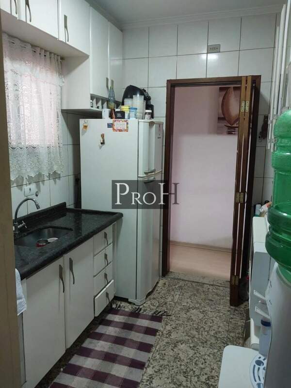 Apartamento à venda com 3 quartos, 64m² - Foto 3