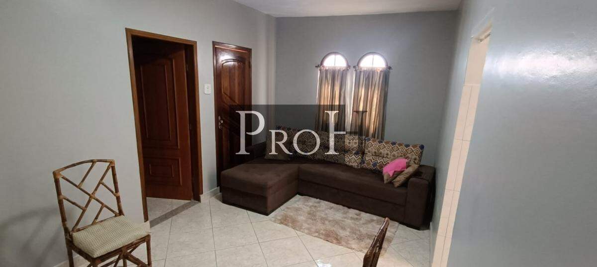 Casa à venda com 2 quartos, 161m² - Foto 1