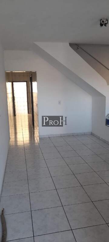 Sobrado à venda com 3 quartos, 220m² - Foto 1
