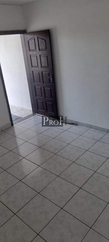 Sobrado à venda com 3 quartos, 220m² - Foto 3