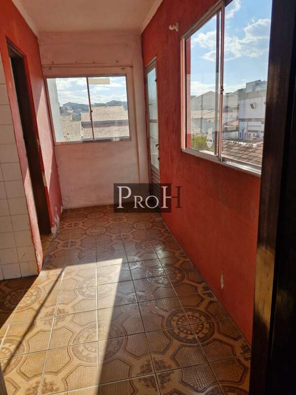 Casa à venda com 5 quartos, 266m² - Foto 13