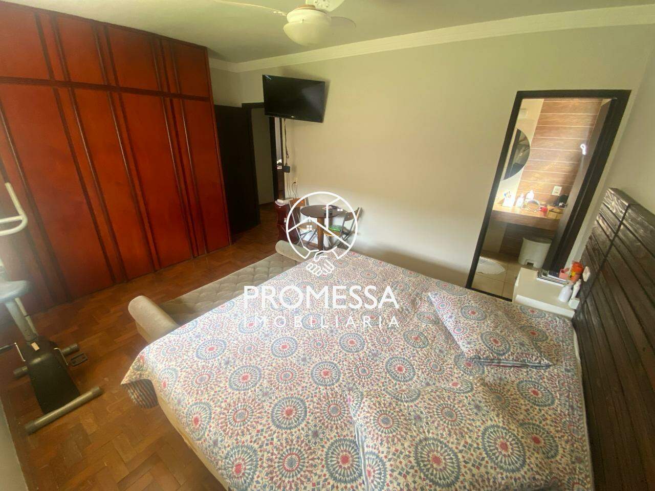 Casa à venda com 3 quartos, 164m² - Foto 11