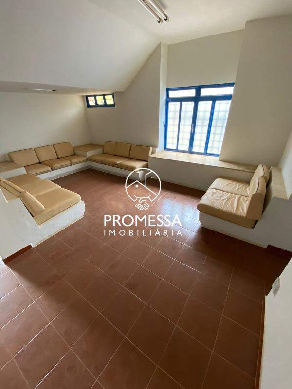 Casa, 5 quartos, 154 m² - Foto 3