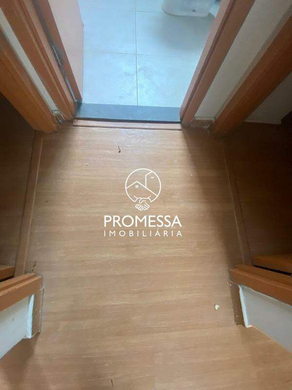Apartamento à venda com 2 quartos, 46m² - Foto 2