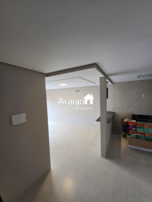 Sobrado à venda no Plano Diretor Sul: 