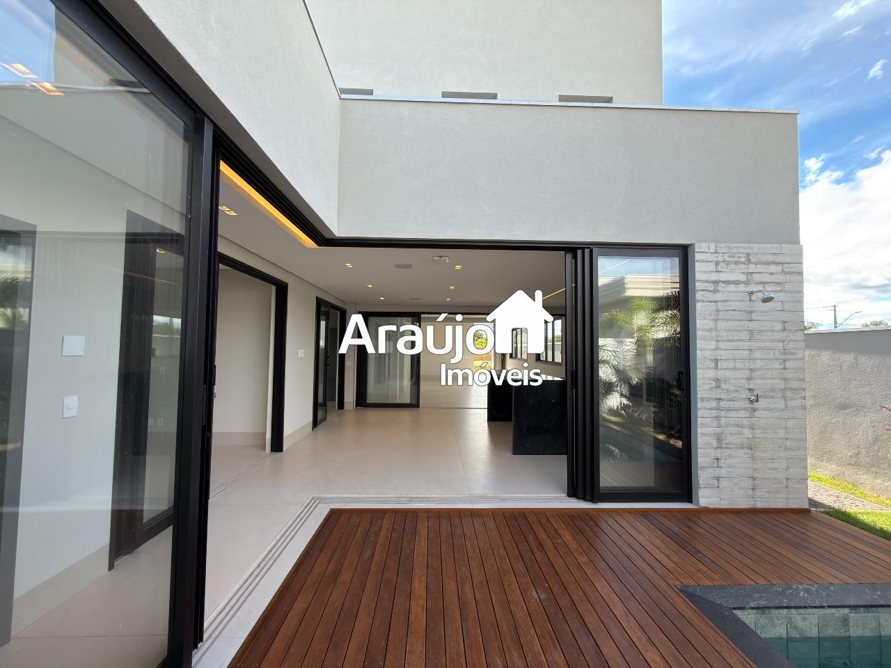 Sobrado de Condomínio à venda no Plano Diretor Sul: 