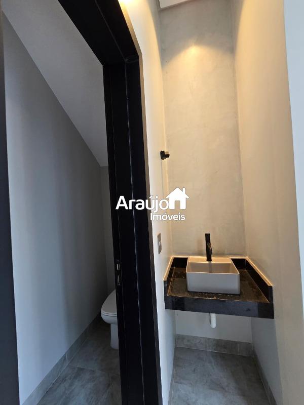 Sobrado à venda no Plano Diretor Sul: 