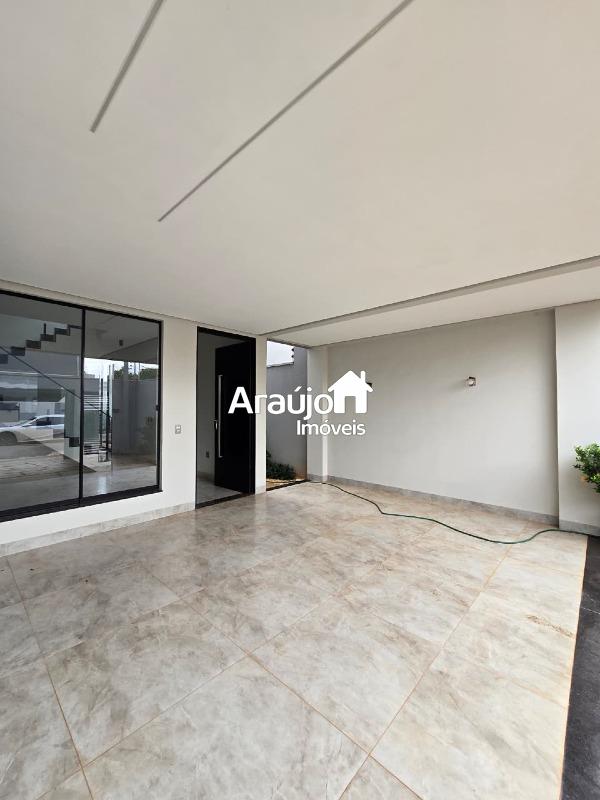 Sobrado à venda no Plano Diretor Sul: 