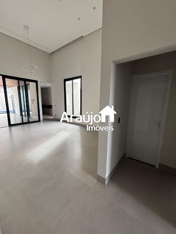 Casa à venda no Plano Diretor Sul: 