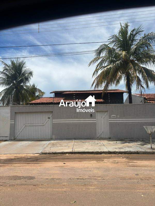 Casa à venda no Plano Diretor Sul: 