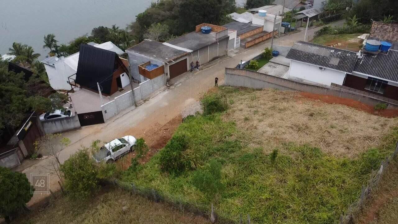 Terreno à venda no Prainha: 