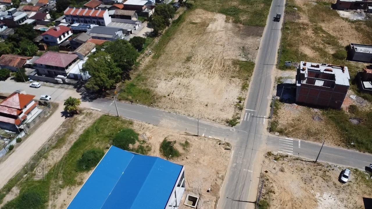 Terreno à venda no Humaitá de Cima: 