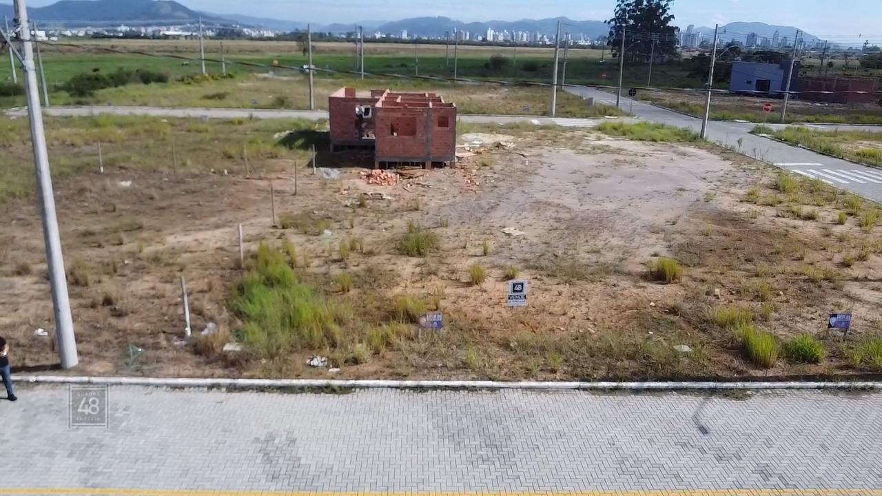 Terreno à venda no Santa Luzia: 