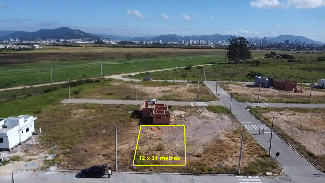 Terreno à venda no Santa Luzia: 