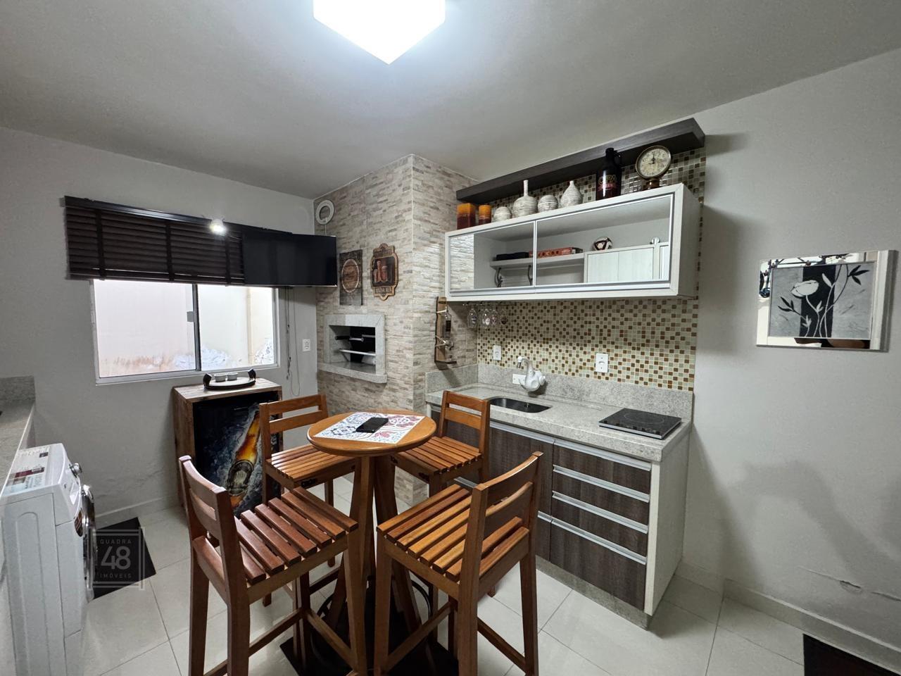 Casa Geminada à venda no Centro: 