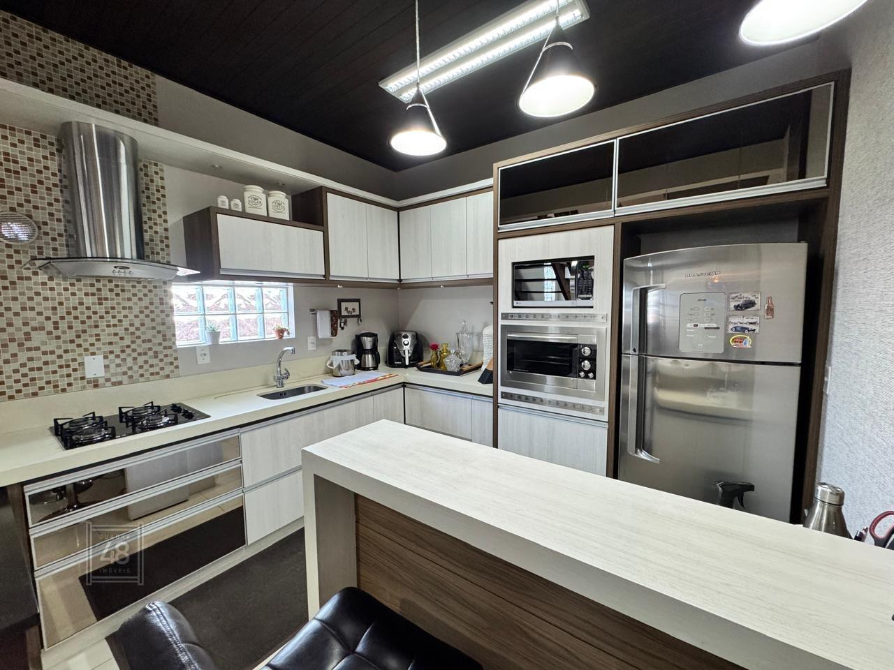 Casa Geminada à venda no Centro: 