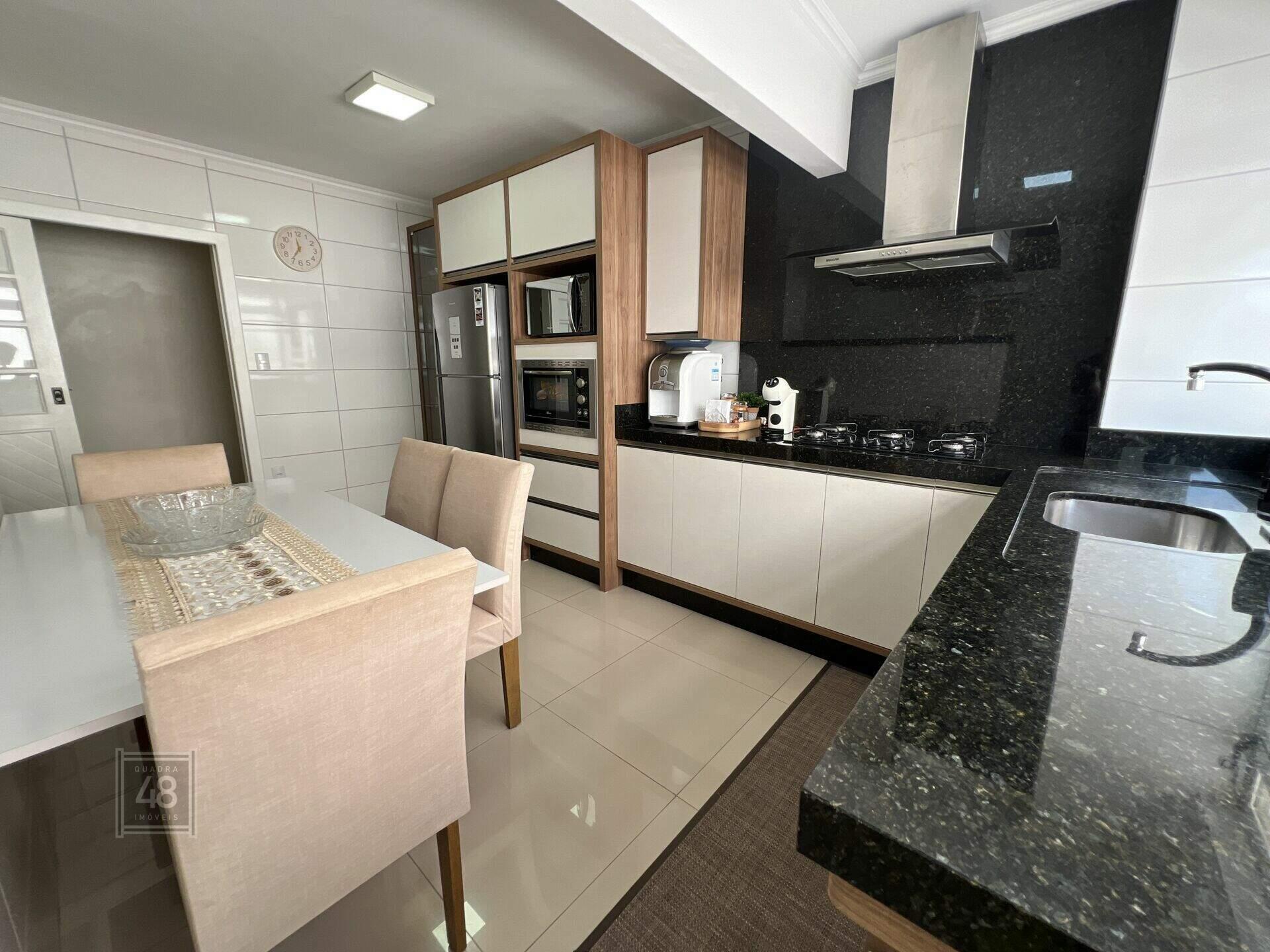 Apartamento à venda no Aeroporto: 