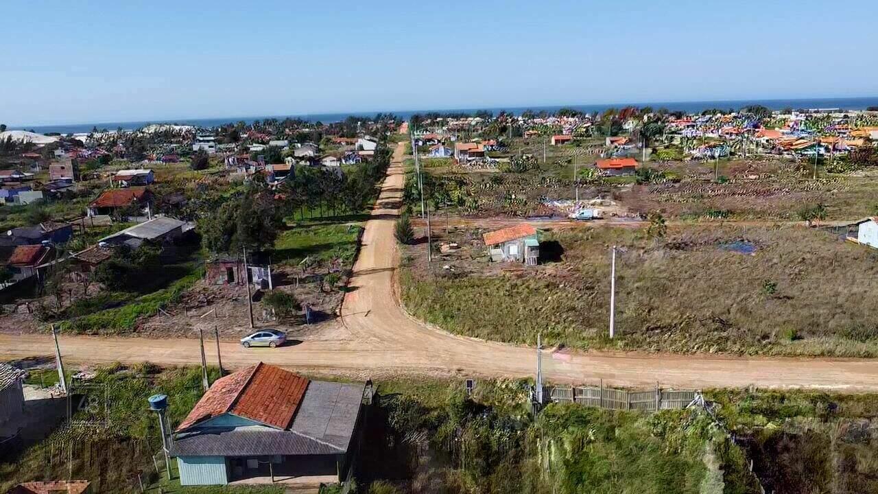 Terreno à venda no Dunas do Sul: 