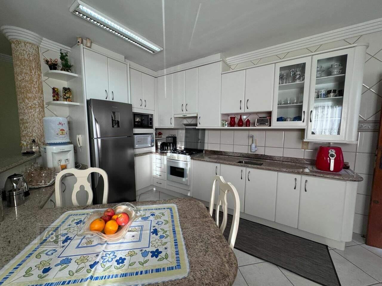 Casa à venda no Humaitá de Cima: 