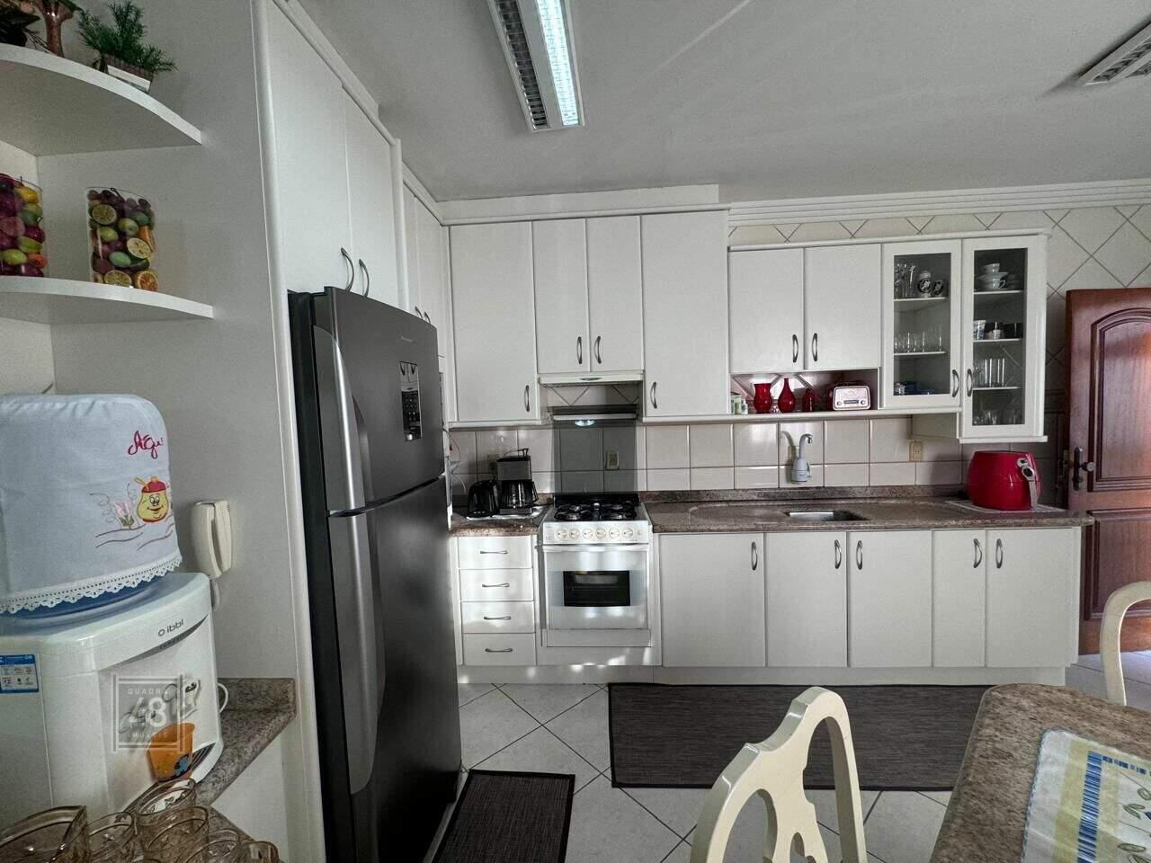 Casa à venda no Humaitá de Cima: 