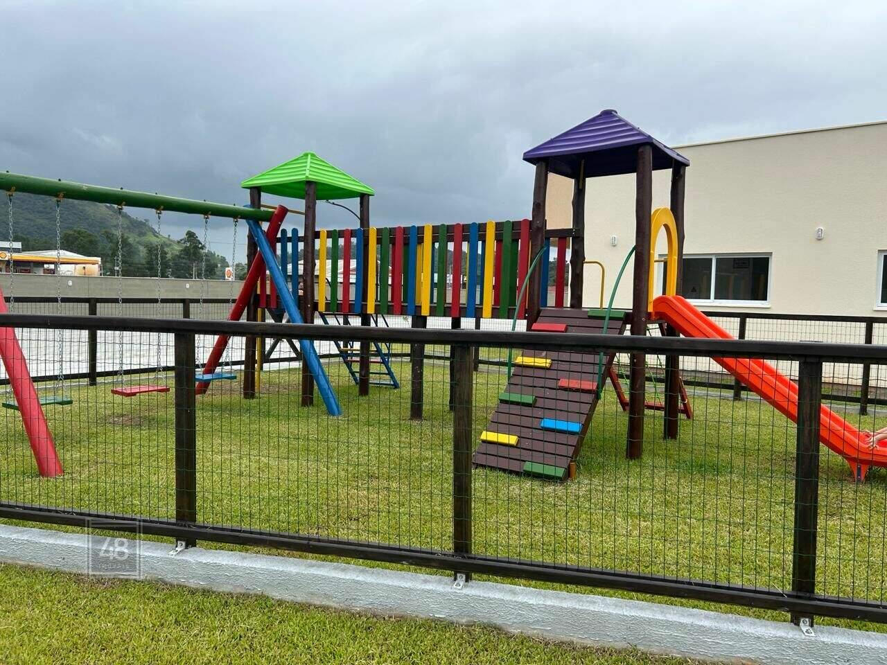 Apartamento à venda no Monte Castelo: 