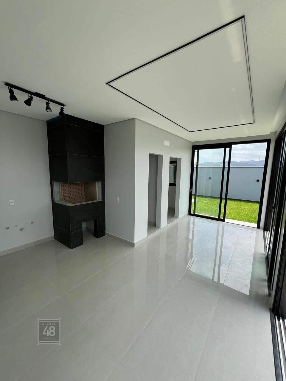 Casa à venda no Revoredo: 