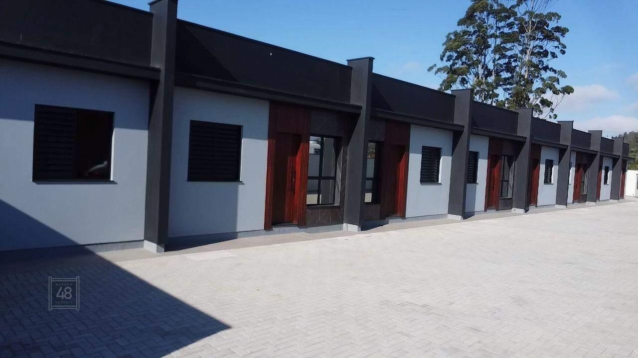 Casa Geminada à venda no Santa Luzia: 