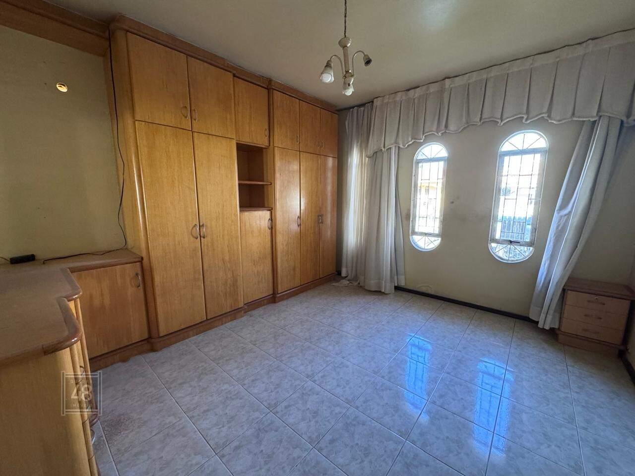 Casa à venda no Centro: 