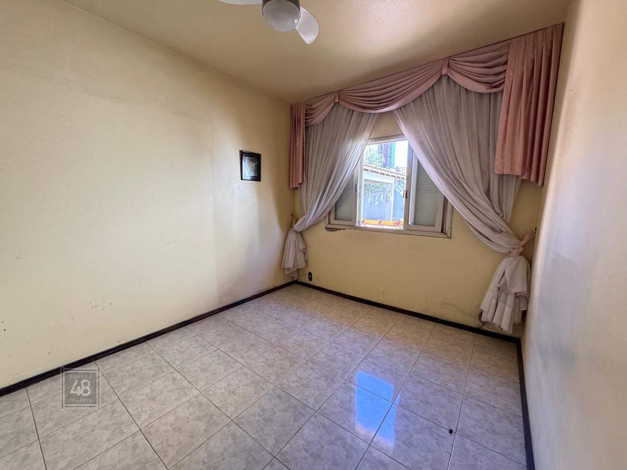 Casa à venda no Centro: 