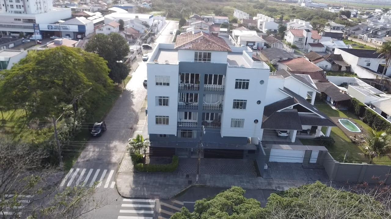 Apartamento à venda no Humaitá: 