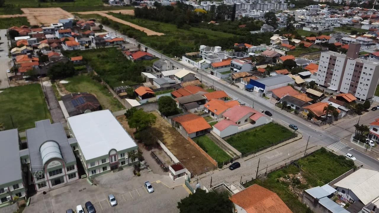 Terreno à venda no Santo Antônio de Pádua: 